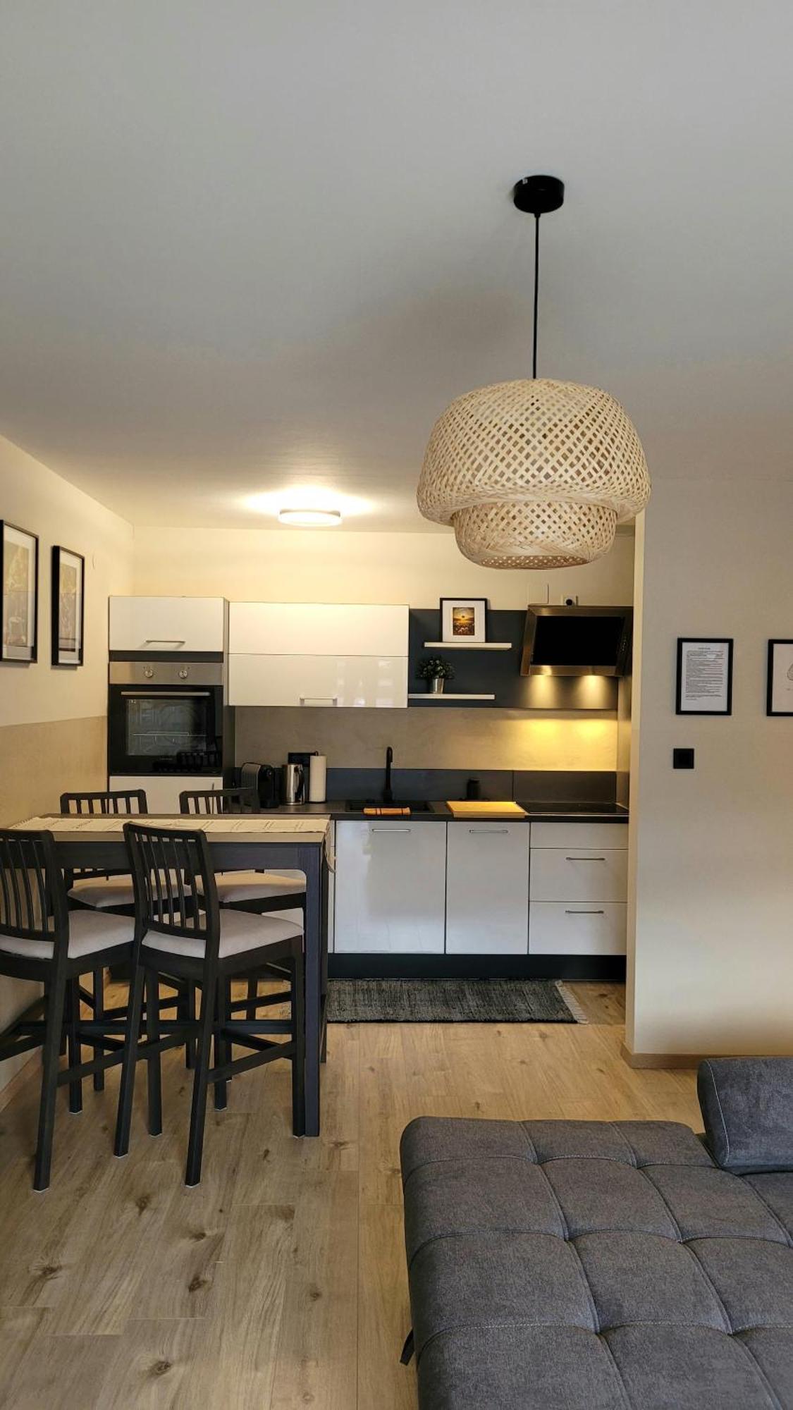 Sunrise Apartment ชลัดมิง ภายนอก รูปภาพ