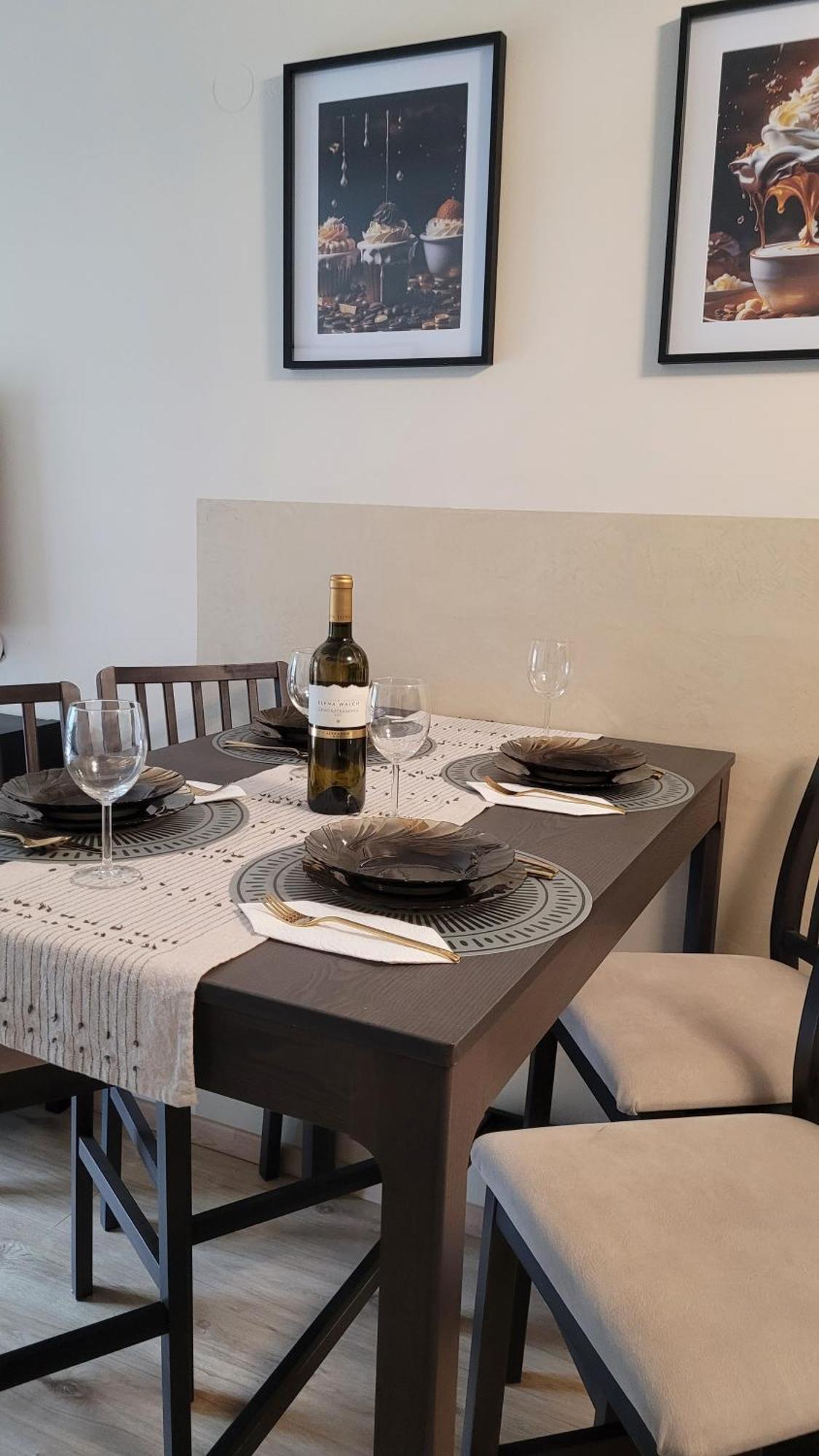 Sunrise Apartment ชลัดมิง ภายนอก รูปภาพ